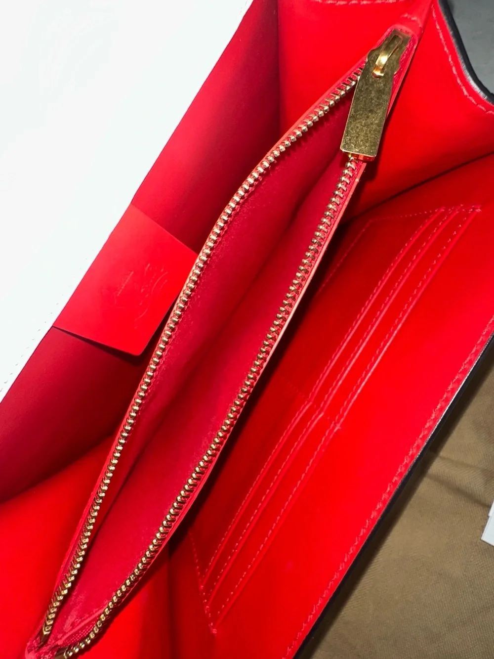Christian Louboutin Ultrasnow  Elisa large calf Leather Shoulder Bag